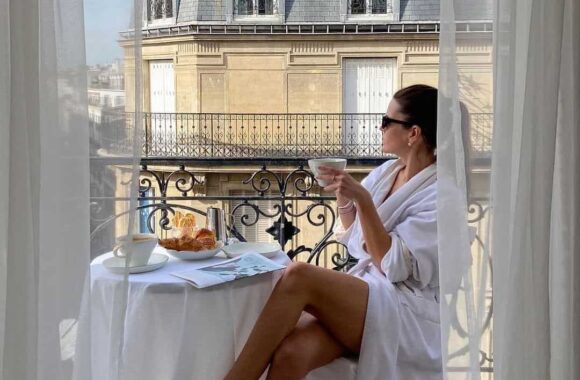 Dating French Girls: How To Date A French Woman And Make Her Your Wife